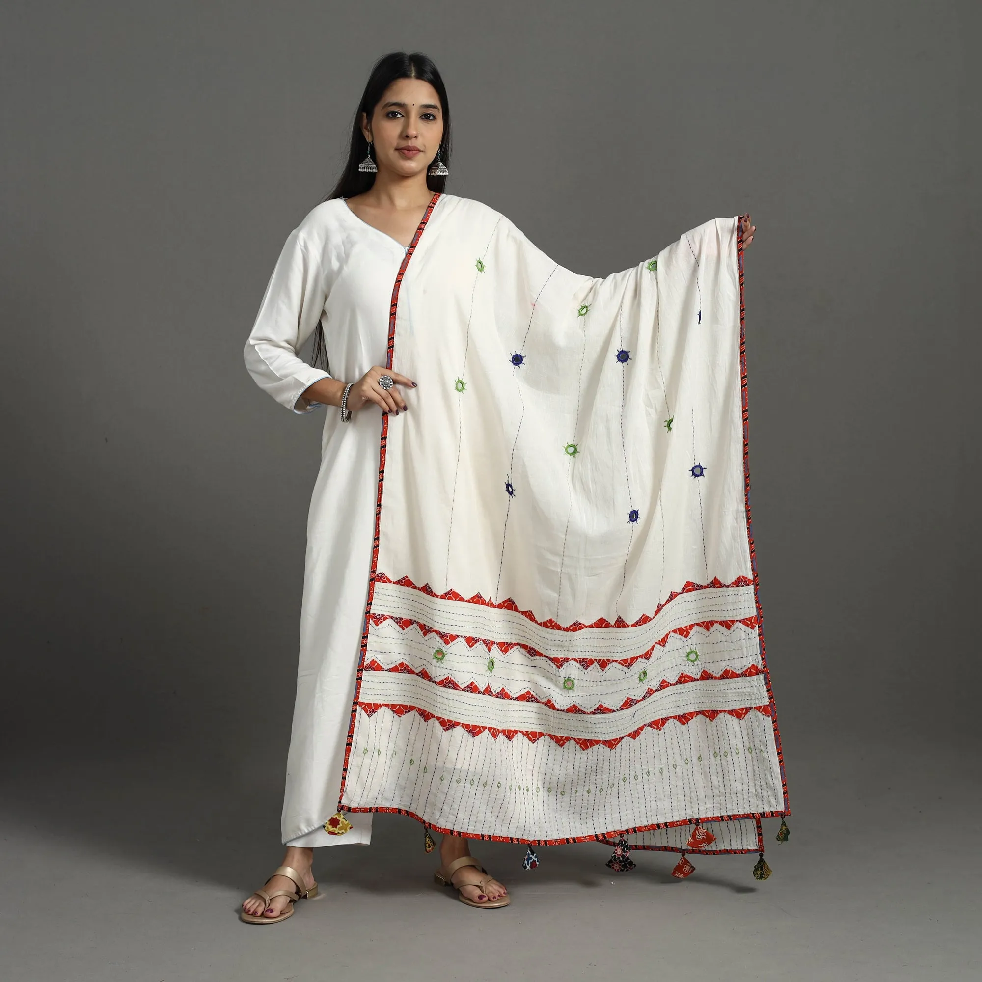 Applique Patchwork Cotton Tagai Kantha Dupatta 68