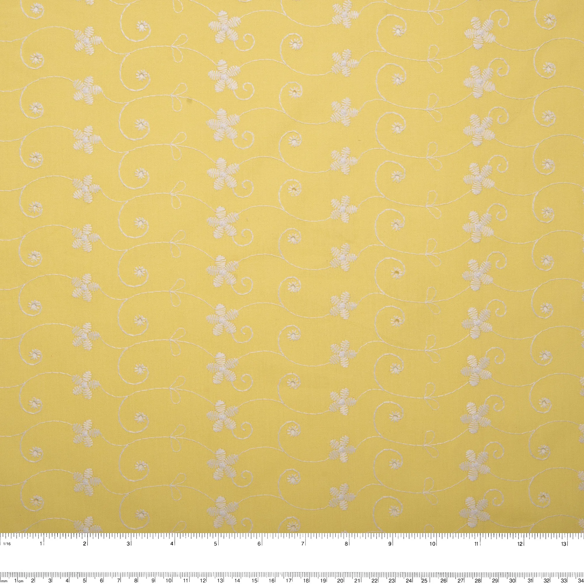 Scalloped Eyelet - Yellow